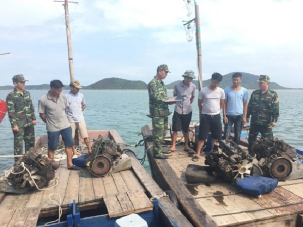 Xử lý hàng loạt vụ khai thác hải sản trái phép trên địa phận biển Vĩnh Thực - Hình 1