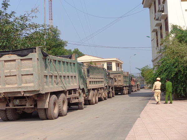 Tân Yên (Bắc Giang): Quyết liệt xử lý xe quá khổ, quá tải