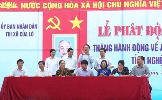 Nghệ An: Phát động 'Tháng hành động về an toàn vệ sinh lao động'