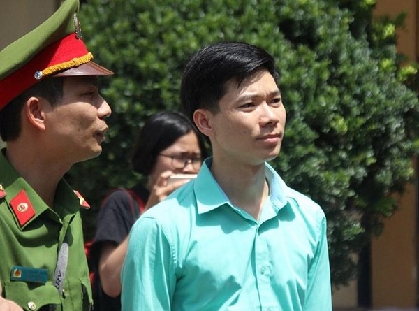 Phó thủ tướng yêu cầu xét xử công bằng vụ 8 người chết khi chạy thận ở BVĐK Hòa Bình