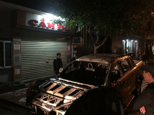 Hải Dương: Đã tìm ra nguyên nhân xe Ford Ranger bùng cháy dữ dội