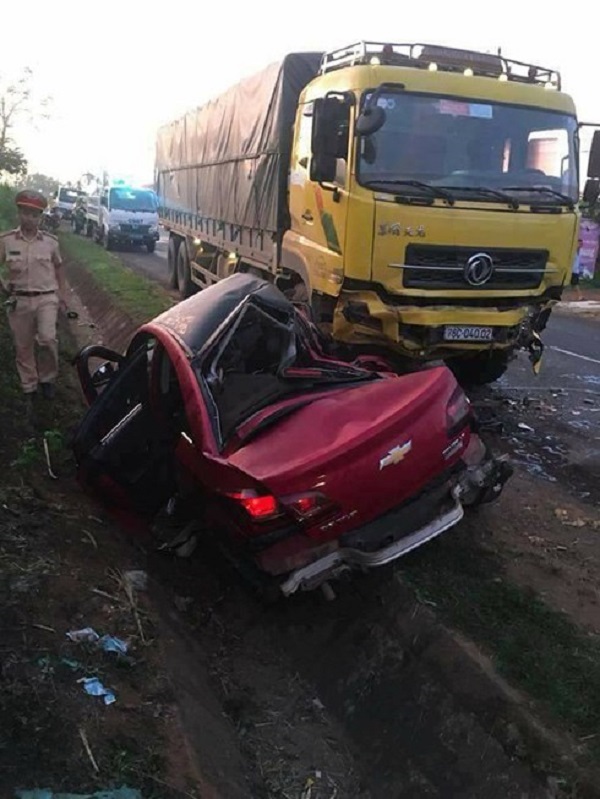 Đắk Lắk: Tai nạn trên quốc lộ 26, 4 người thương vong - Hình 1