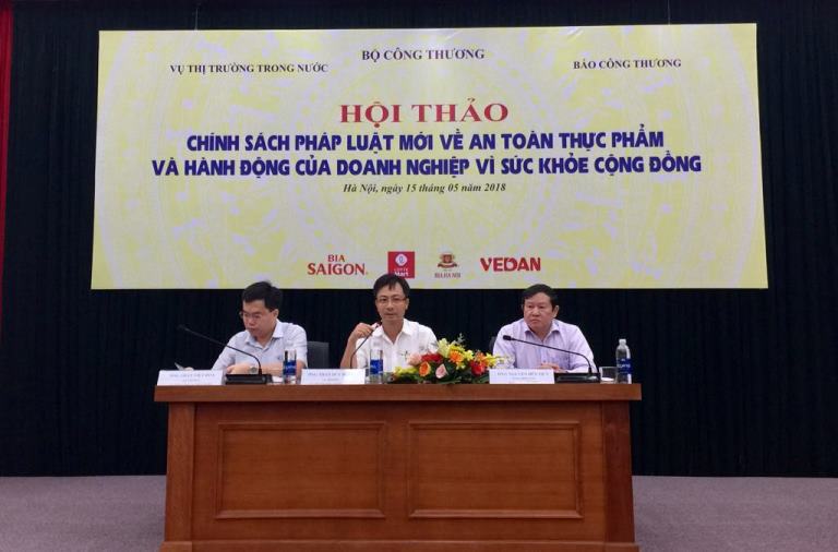 Đặt an toàn thực phẩm là mối quan tâm hàng đầu bảo vệ sức khỏe nhân dân