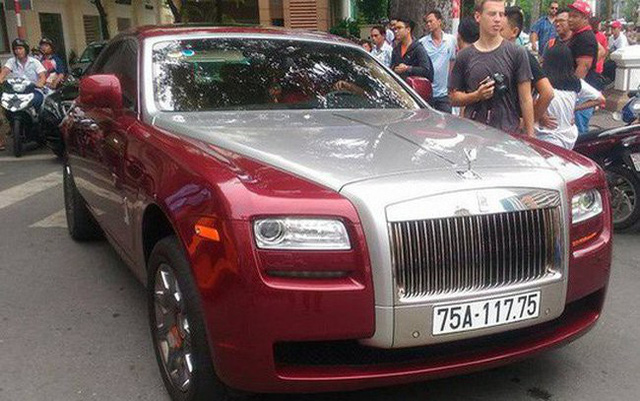 Đại gia Huế chơi Rolls-Royce Ghost biển ngũ quý 1 hơn 11 tỷ đồng
