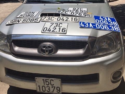Huế: Phát hiện thêm 4 biển số "dự phòng" trên chiếc xe mang biển số giả