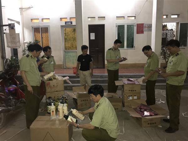 Lạng Sơn: Bắt giữ 844 sản phẩm mỹ phẩm nhập lậu