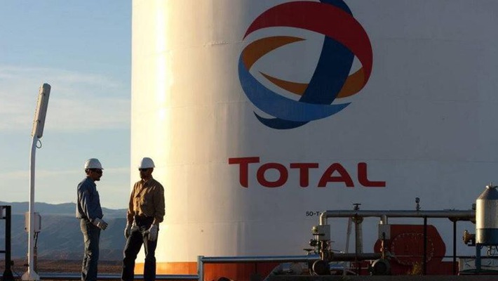 Lo bị Mỹ trừng phạt, “đại gia” dầu lửa Pháp rút khỏi dự án 2 tỷ USD ở Iran - Hình 1