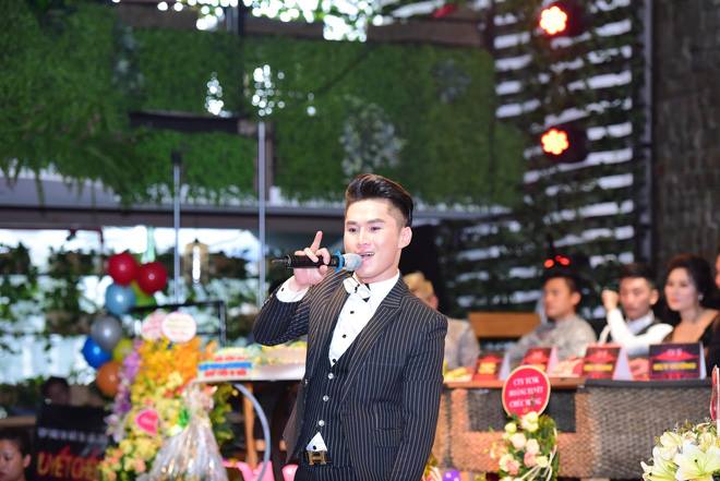 Ca sĩ Du Thiên đột ngột nhập viện khiến Fan vô cùng lo lắng