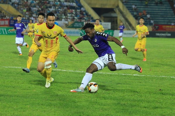 Đánh bại Nam Định, Hà Nội FC giữ vững ngôi đầu bảng - Hình 1