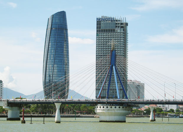 Nguyên nhân 40 nhân tài tại Đà Nẵng xin nghỉ việc