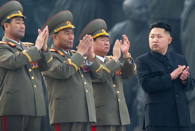 Washington Post: Ông Kim Jong-un lo sợ Triều Tiên bị đảo chính quân sự - Hình 1