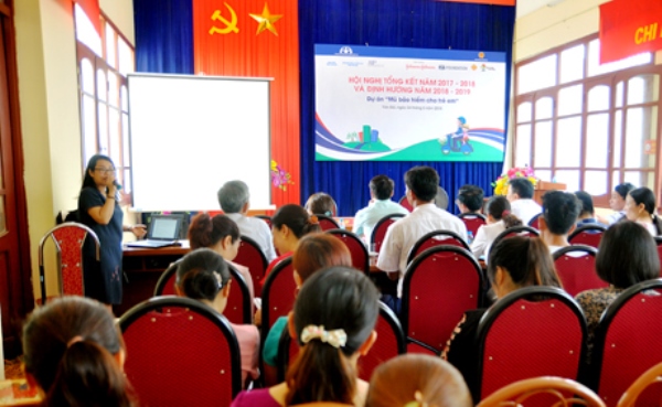 Yên Bái: Chuyển biến tích cực từ dự án trao tặng mũ bảo hiểm cho trẻ em