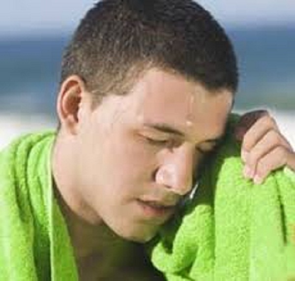 Những mẹo giúp hạn chế ra nhiều mồ hôi vào mùa hè