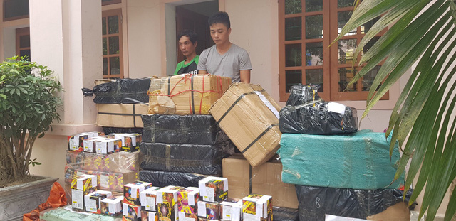 Bắt đối tượng vận chuyển hơn 600 kg pháo