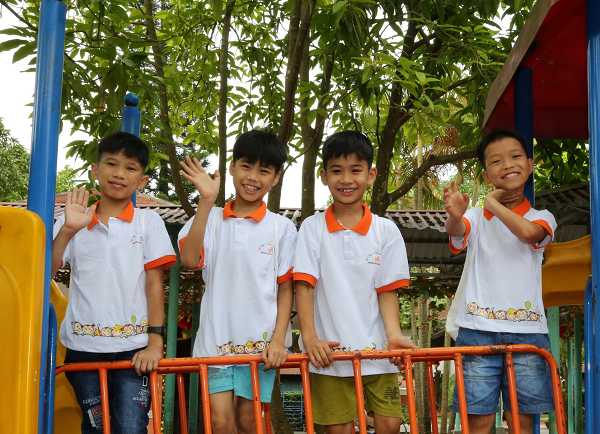 Nhiều món quà của 'Mạnh Thường Quân' đến làng trẻ em SOS Việt Trì - Hình 5