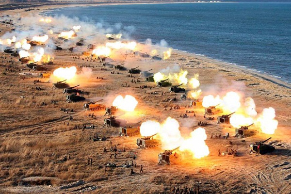 Nếu Mỹ tấn công Triều Tiên: Đánh hủy diệt nhưng... ‘ném đá, liệu có vỡ bình’? - Hình 1