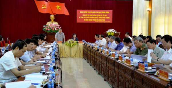 Kiểm tra việc thực hiện Nghị quyết về nông nghiệp, nông dân, nông thôn tại Yên Bái