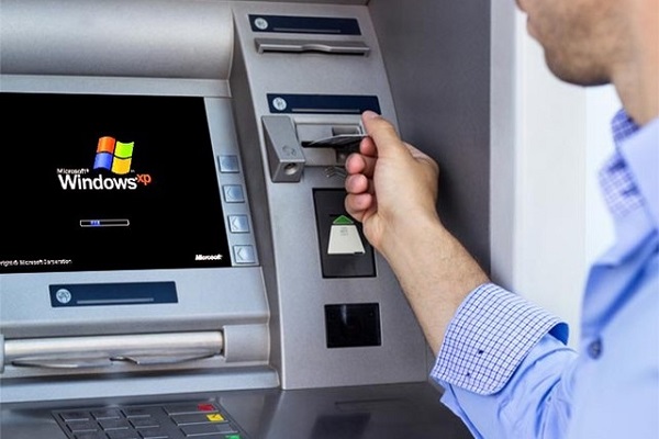Phòng chống gian lận trong mở tài khoản thanh toán thẻ ATM - Hình 1