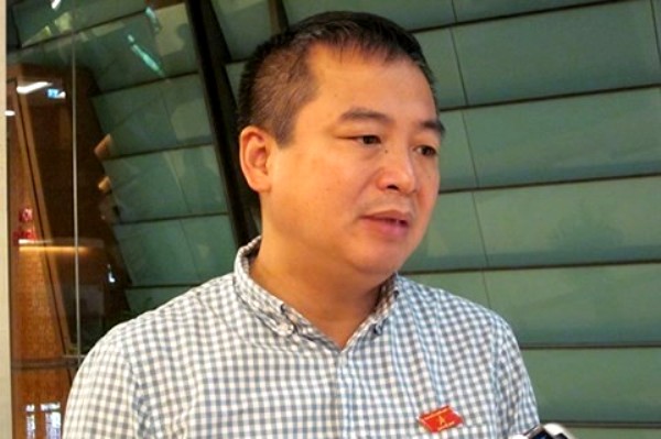 Vì sao Bộ trưởng Y tế im lặng trong vụ xử BS Hoàng Công Lương? - Hình 2