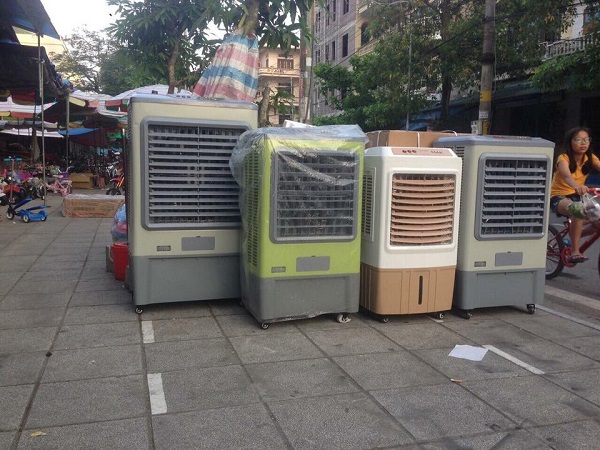 Kỹ sư điện máy “mách nước” cách phân biệt quạt điều hòa chính hãng và “fake”