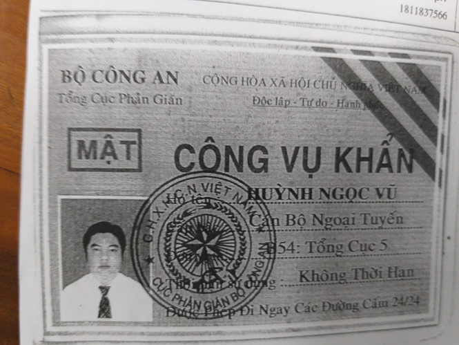 Vũng Tàu: Dùng thẻ giả 'công vụ khẩn' dọa CSGT