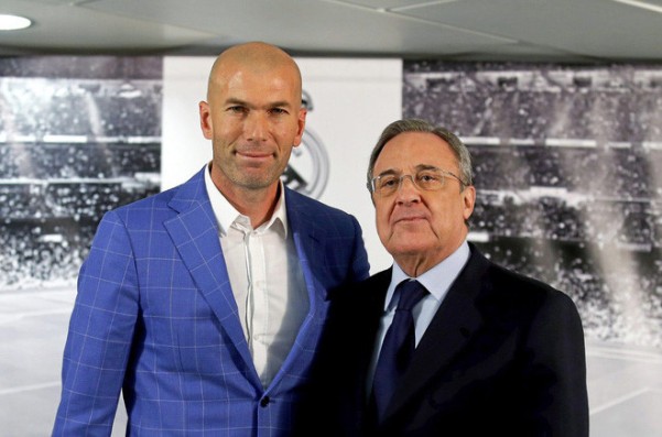 Nhìn lại những khoảnh khắc đáng nhớ của Zidane tại Real Madrid - Hình 6