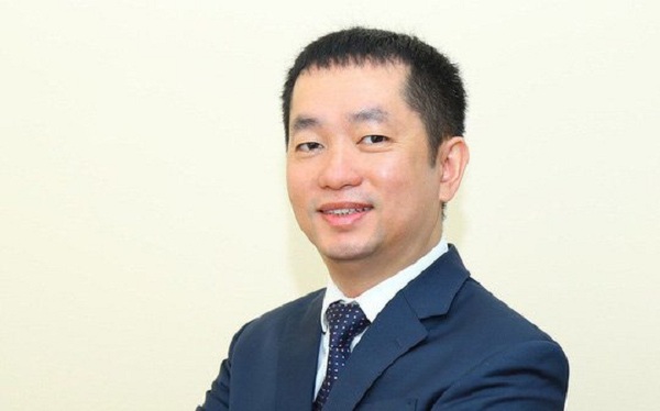 Ông Nguyễn Hướng Minh, cựu 'sếp' SeABank được bổ nhiệm làm Phó tổng giám đốc tại Eximbank. - Hình 1