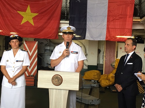 Nữ tư lệnh chỉ huy Tàu chiến hiện đại của Pháp cập cảng Sài Gòn - Hình 8