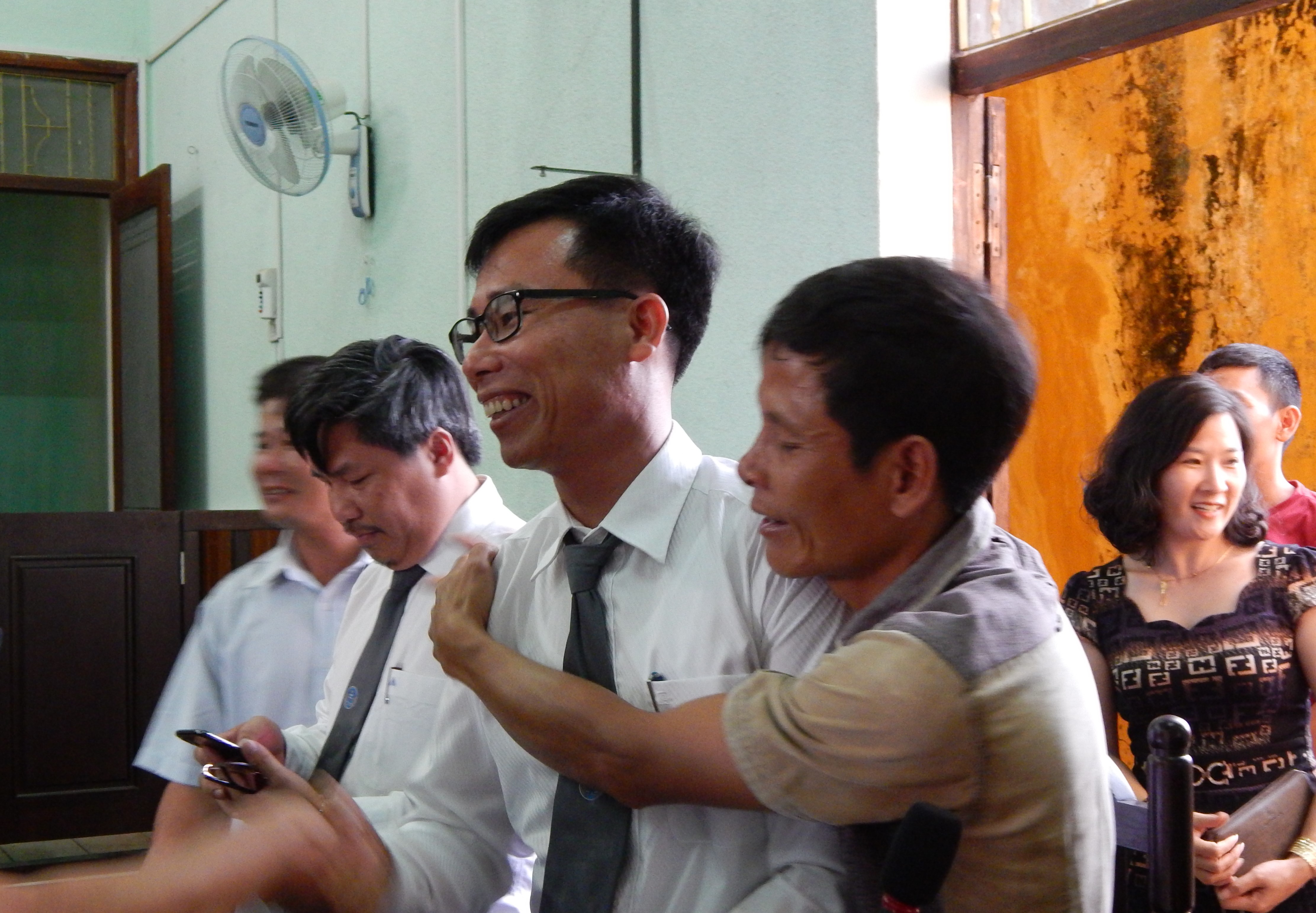 Kon Tum: 5 bị cáo được trắng án và 'giá trị của sự thật'