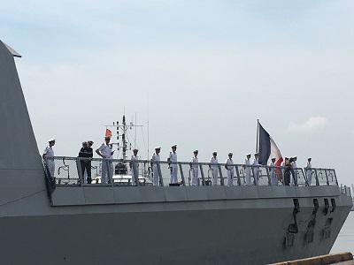 Nữ tư lệnh chỉ huy Tàu chiến hiện đại của Pháp cập cảng Sài Gòn - Hình 6