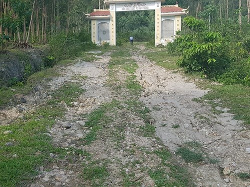 Vĩnh Phúc: Cận cảnh con đường tiền tỷ xuống cấp khiến người dân bức xúc