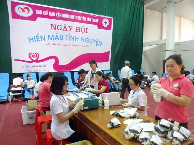 Nghệ An: Hơn 1.300 người tham gia 'Ngày hội hiến máu tình nguyện' - Hình 2