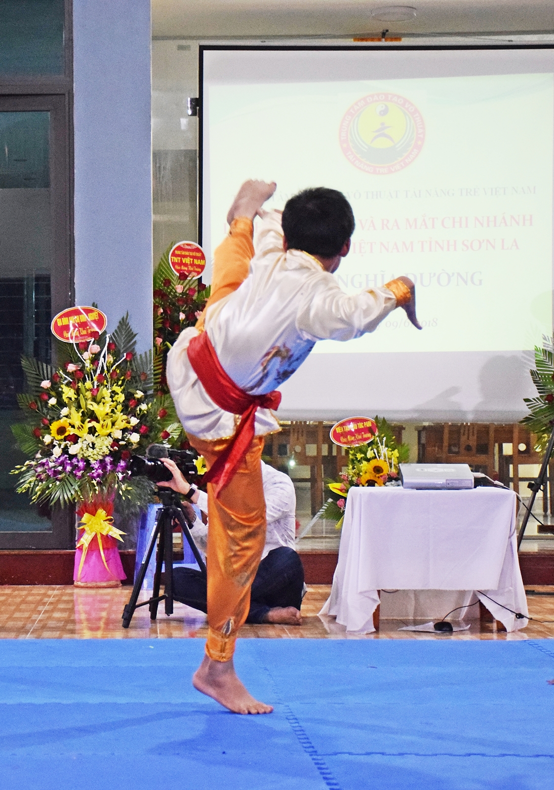 Ra mắt chi nhánh tài năng trẻ Việt Nam tại Sơn La - Hình 11