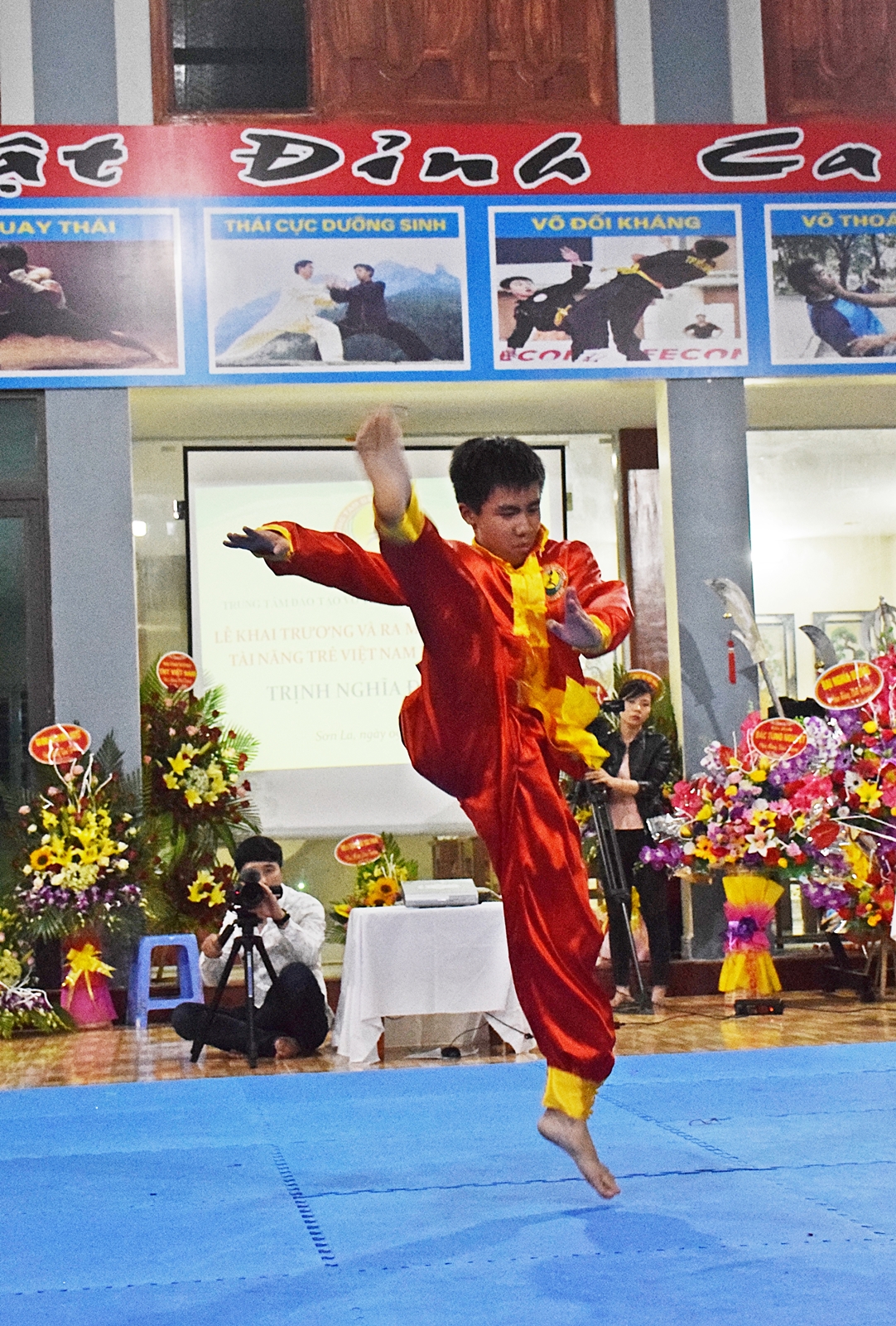 Ra mắt chi nhánh tài năng trẻ Việt Nam tại Sơn La - Hình 13