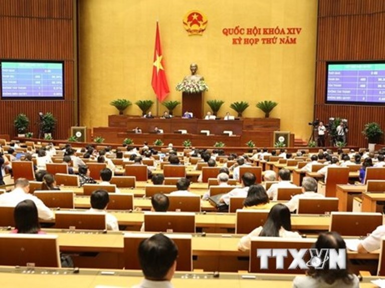 Các đại biểu thảo luận dự thảo Luật Phòng, chống tham nhũng (sửa đổi)