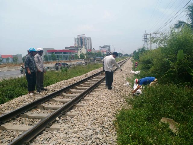Thanh Hóa: Đôi nam nữ thiệt mạng vì cố chạy qua đường sắt khi tàu đang tới