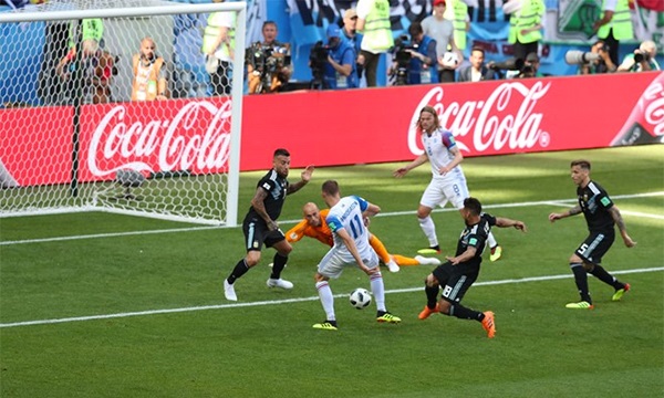 Trực Tiếp: Argentina 1-1 Iceland nhiều cơ hội bị bỏ lỡ - Hình 2