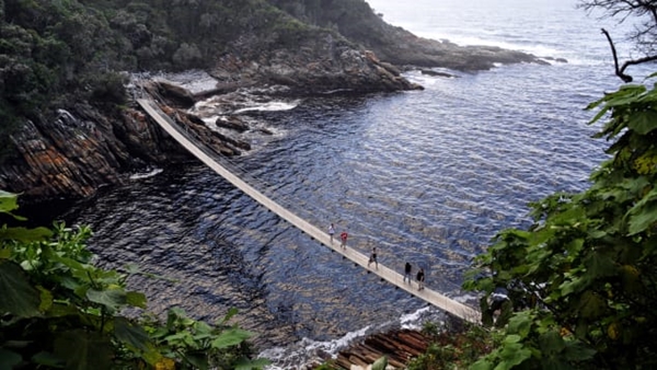 13 cây cầu treo đáng sợ nhất thế giới - Hình 5