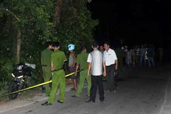 Tông vào gốc cây, nam thanh niên tử vong tại chỗ