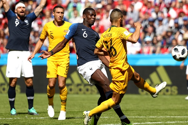 FIFA tước bàn thắng của Pogba ở trận Pháp đánh bại Úc 2-1 - Hình 1