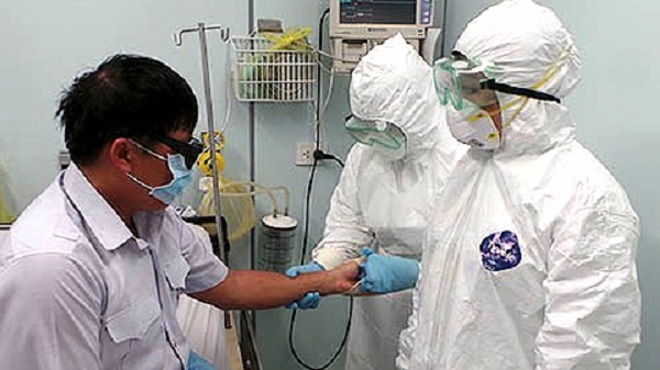 TP HCM: Tăng cường triển khai công tác phòng chống dịch bệnh Ebola - Hình 1
