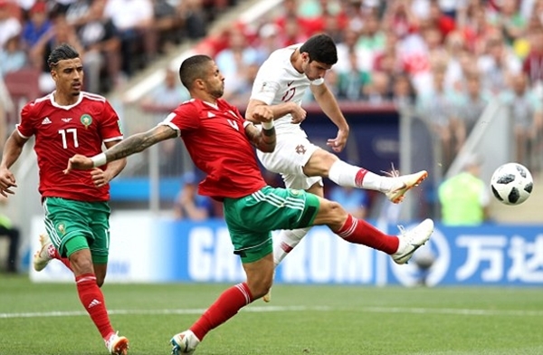 Bồ Đào Nha 1-0 Morocco: 'Siêu nhân' Ronaldo tiếp tục tỏa sáng! - Hình 5