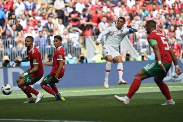 Bồ Đào Nha 1-0 Morocco: 'Siêu nhân' Ronaldo tiếp tục tỏa sáng! - Hình 3