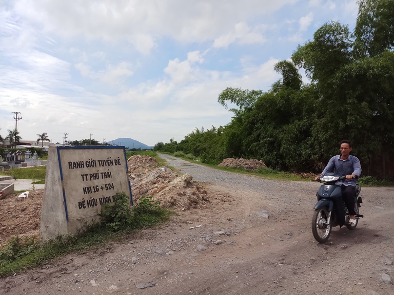 Hải Dương: Doanh nghiệp ngang nhiên xâm phạm hành lang bảo vệ đê!