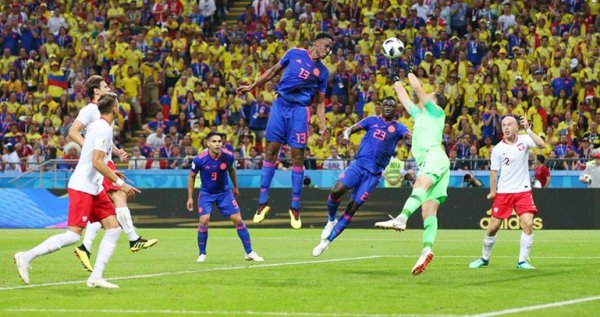 Ba Lan 0-3 Colombia: ‘Mãnh hổ’ Falcao ghi bàn - Hình 1