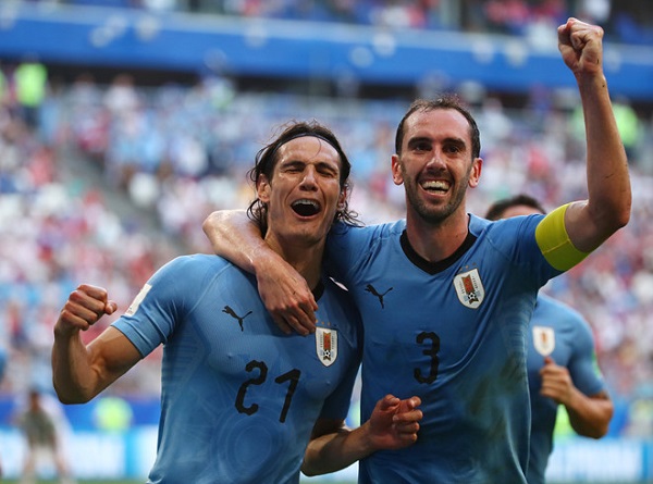 Nga 0 – 3 Uruguay: Cavani ghi bàn Uruguay hủy diệt chủ nhà!