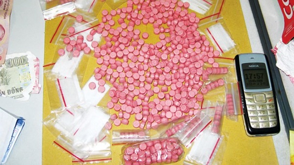 Hà Tĩnh: Bắt giữ 4800 viên ma túy tổng hợp - Hình 1
