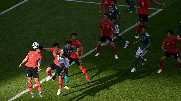 Hàn Quốc 2 - 0 Đức: Nhà đương kim vô địch bị loại - Hình 1
