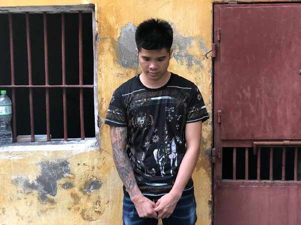 Quảng Ninh: Nam thanh niên mang theo súng và ma túy trên ô tô - Hình 1