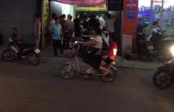 Hà Nội: Bắt đối tượng xông vào tiệm cầm đồ trên phố Vĩnh Hưng nghi cướp tài sản - Hình 1